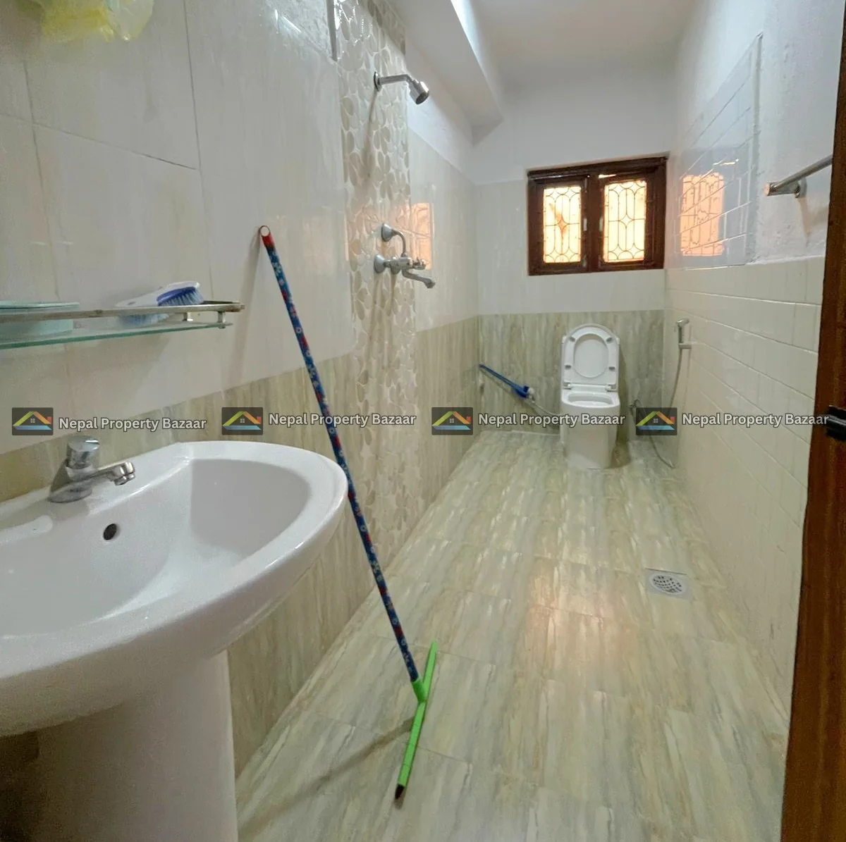 5BK Flat For Office Rent in Baluwatar, Kathmandu (7)