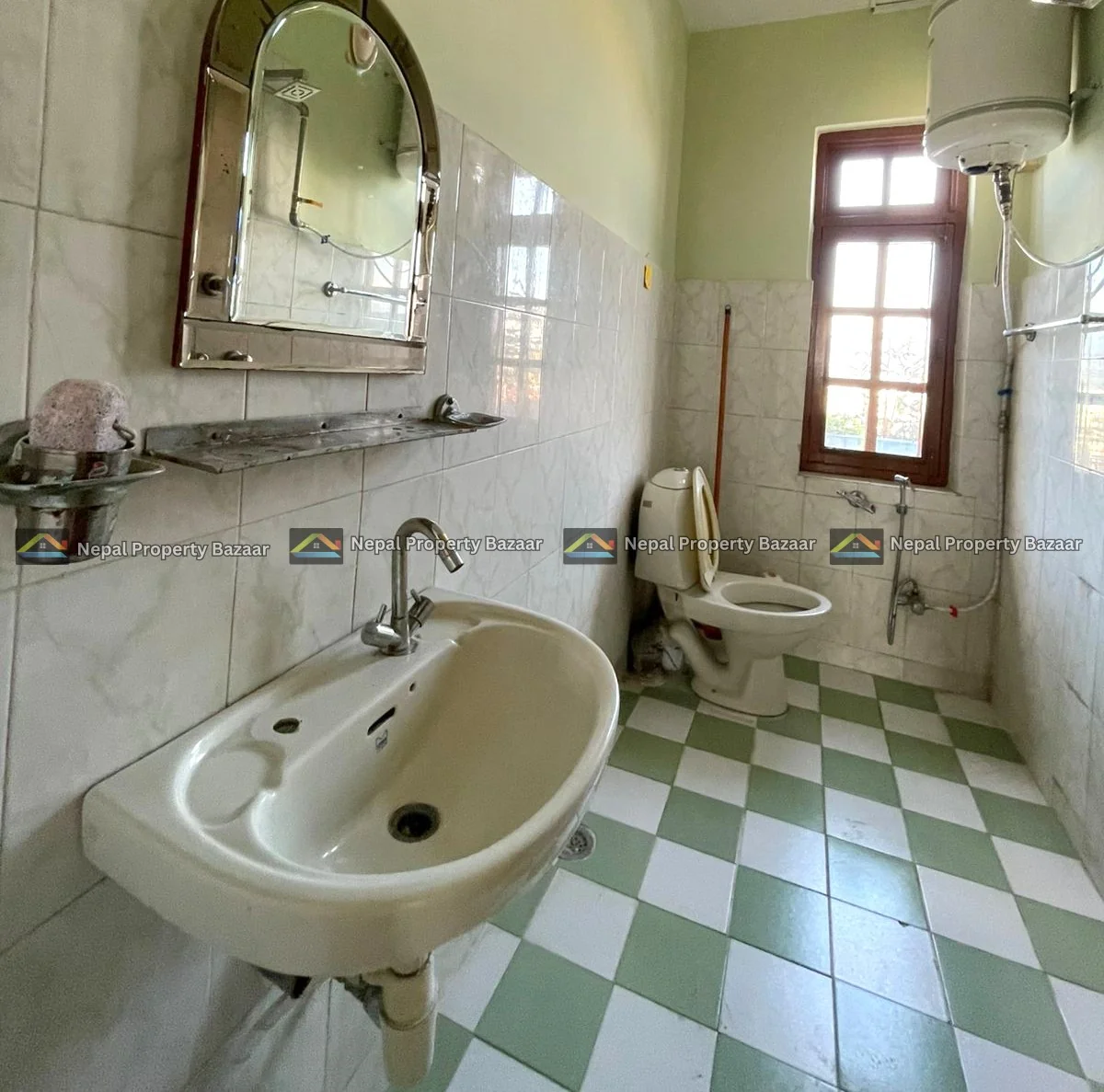 3BHK (2 Bathroom) Spacious Flat Rent in Brijeshwori, Swoyambhu, Kathmandu (1)