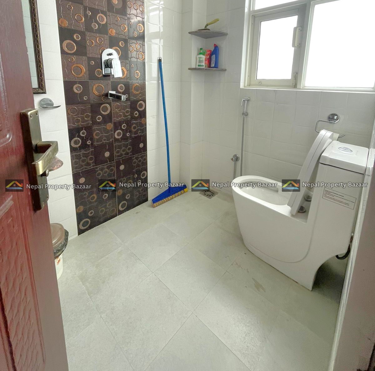 3 Room (2 Bathroom) Commercial Space Rent in Lagankhel, Lalitpur (7)