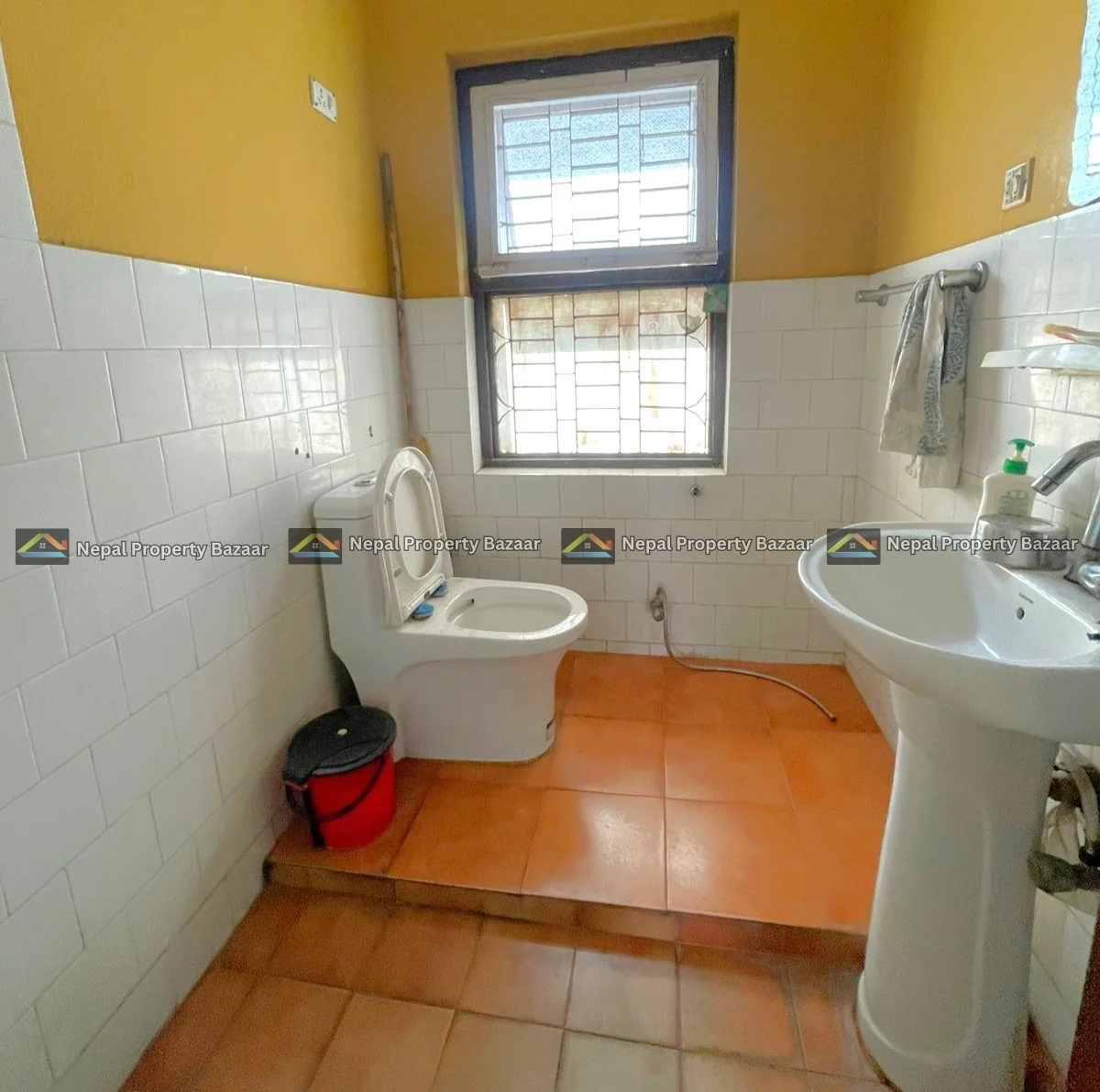 3 Room Decorated Commercial Flat Rent in Naxal, Kathmandu (1)