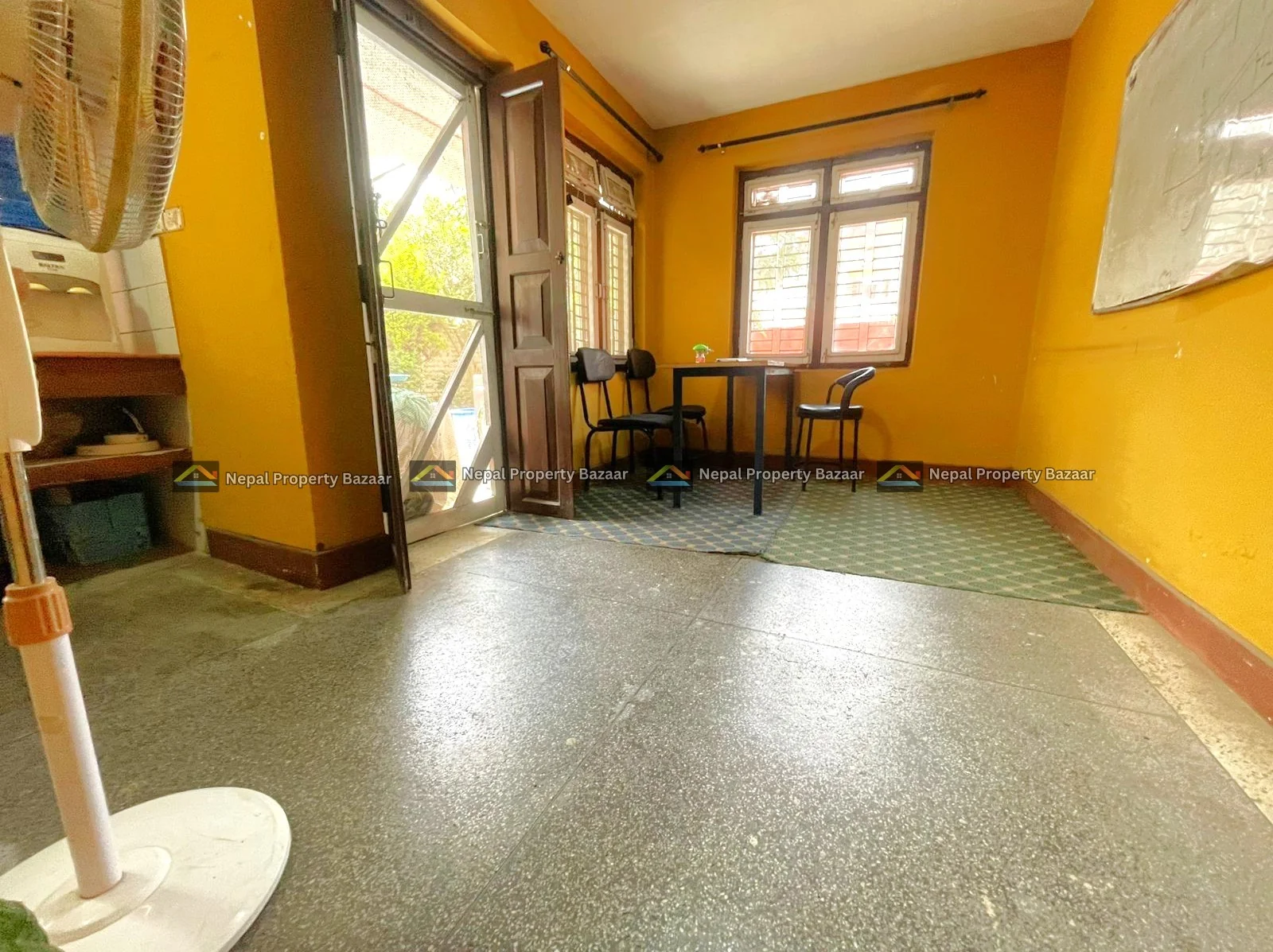 3 Room Decorated Commercial Flat Rent in Naxal, Kathmandu (3)
