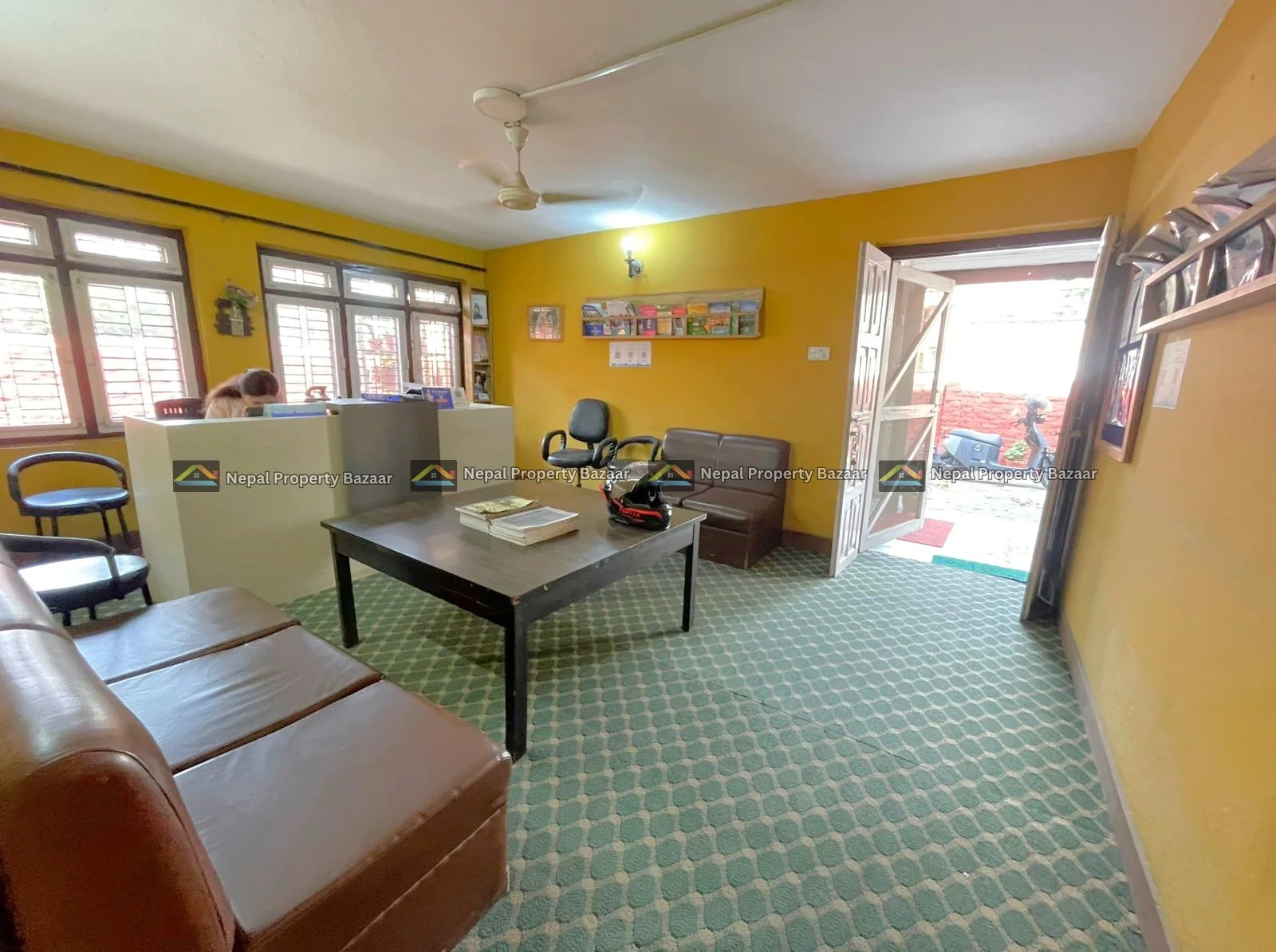 3 Room Decorated Commercial Flat Rent in Naxal, Kathmandu (5)