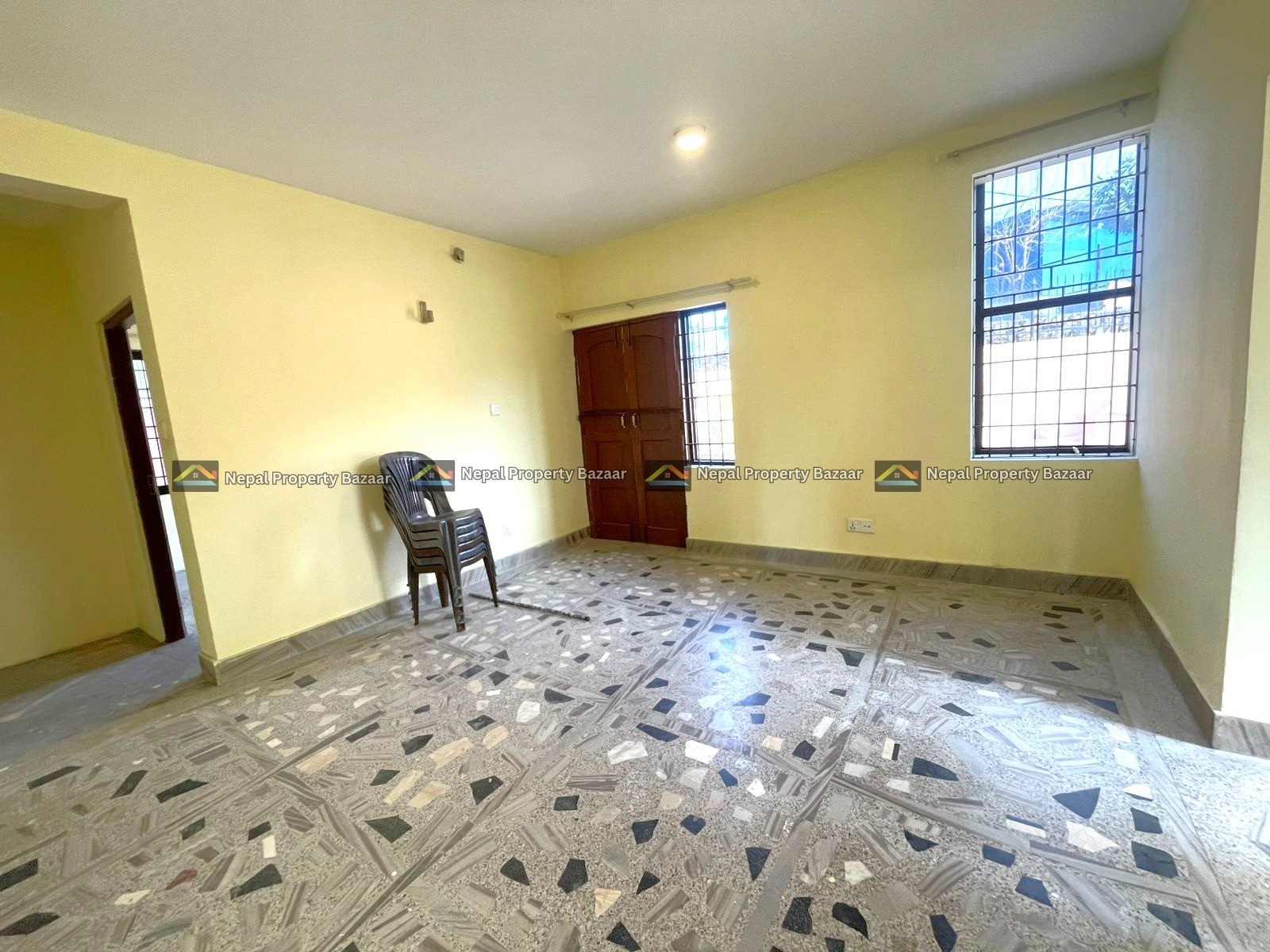 Flat rent in Thaiba Lalitpur (1)