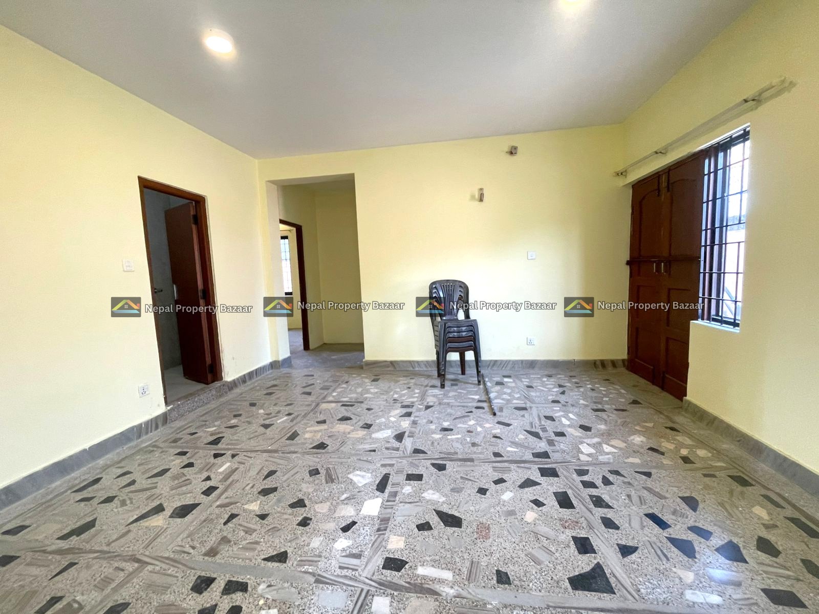 Flat rent in Thaiba Lalitpur (2)
