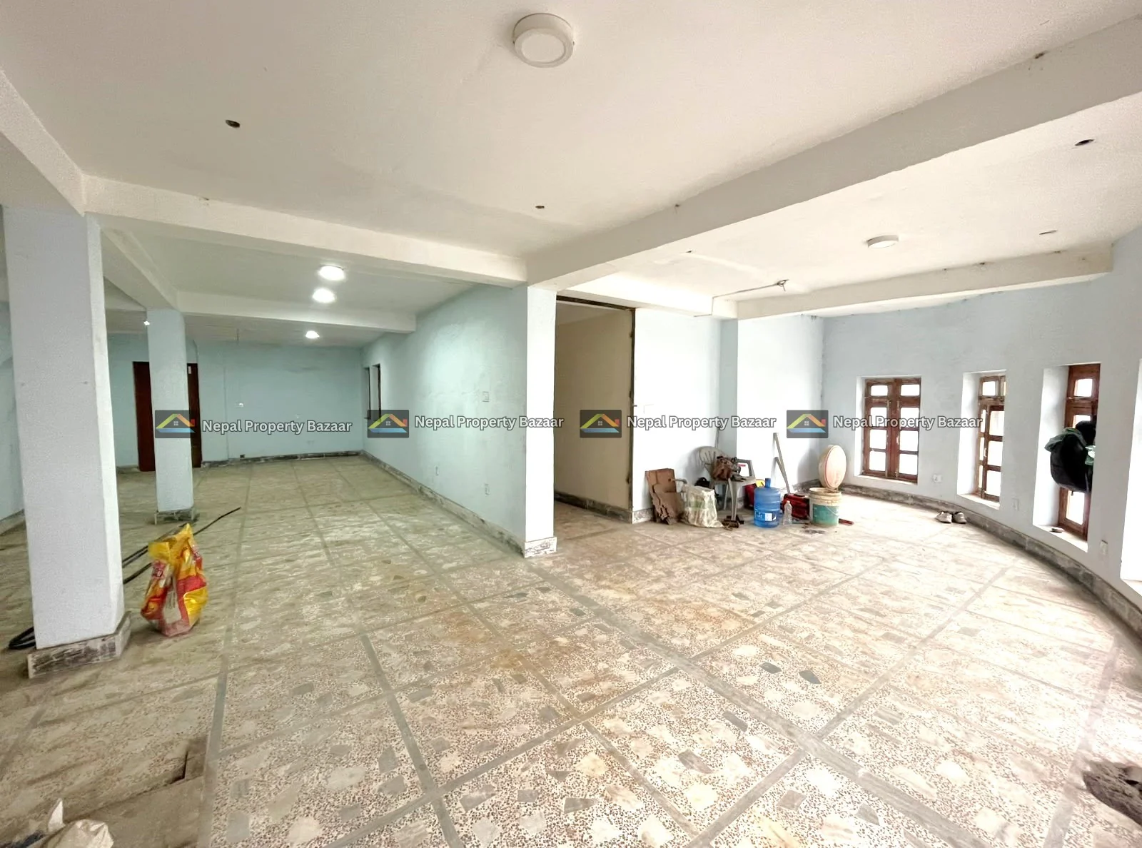 2 Large Commercial Hall With 3 Rooms Flat Rent in Ghattekulo Chowk, Dillibazaar, Kathmandu (5)