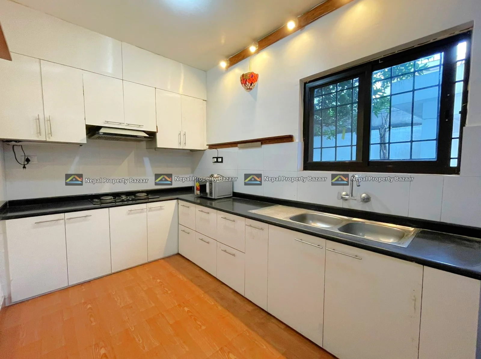 2.5 Storey Semi Furnished House Rent in Bakhundole, Jhamsikhel, Sanepa, Lalitpur (4)