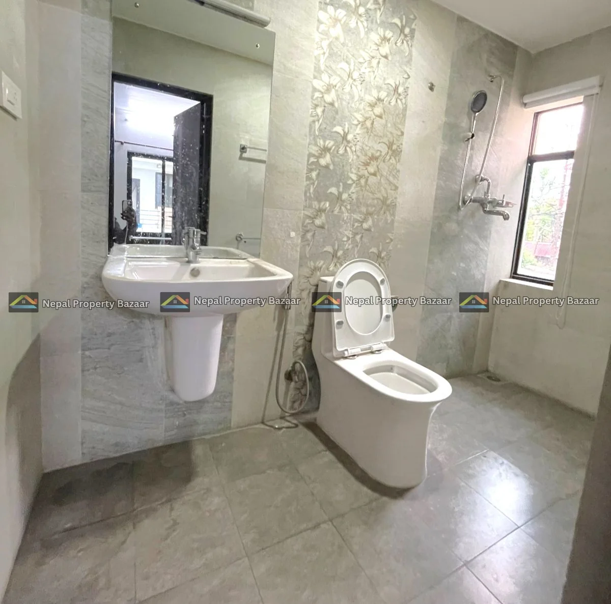 2.5 Storey Semi Furnished House Rent in Bakhundole, Jhamsikhel, Sanepa, Lalitpur (9)