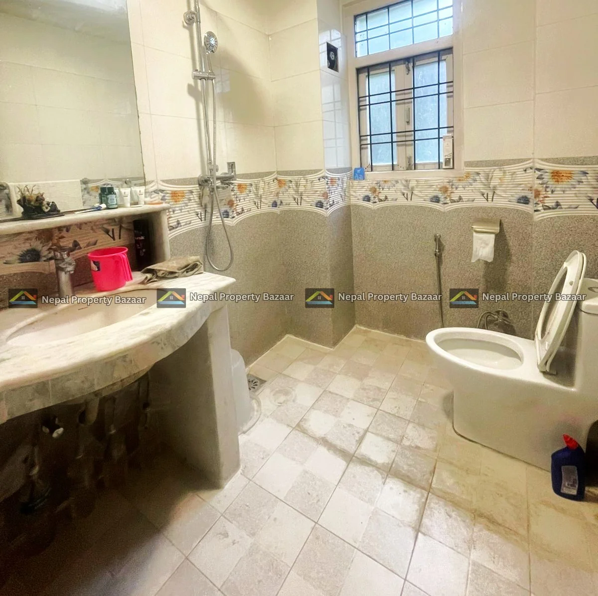 4BHK (3 Bathroom) No House Owner Semi Furnished Flat Rent in Kimdol, Swoyambhu, Kathmandu (2)
