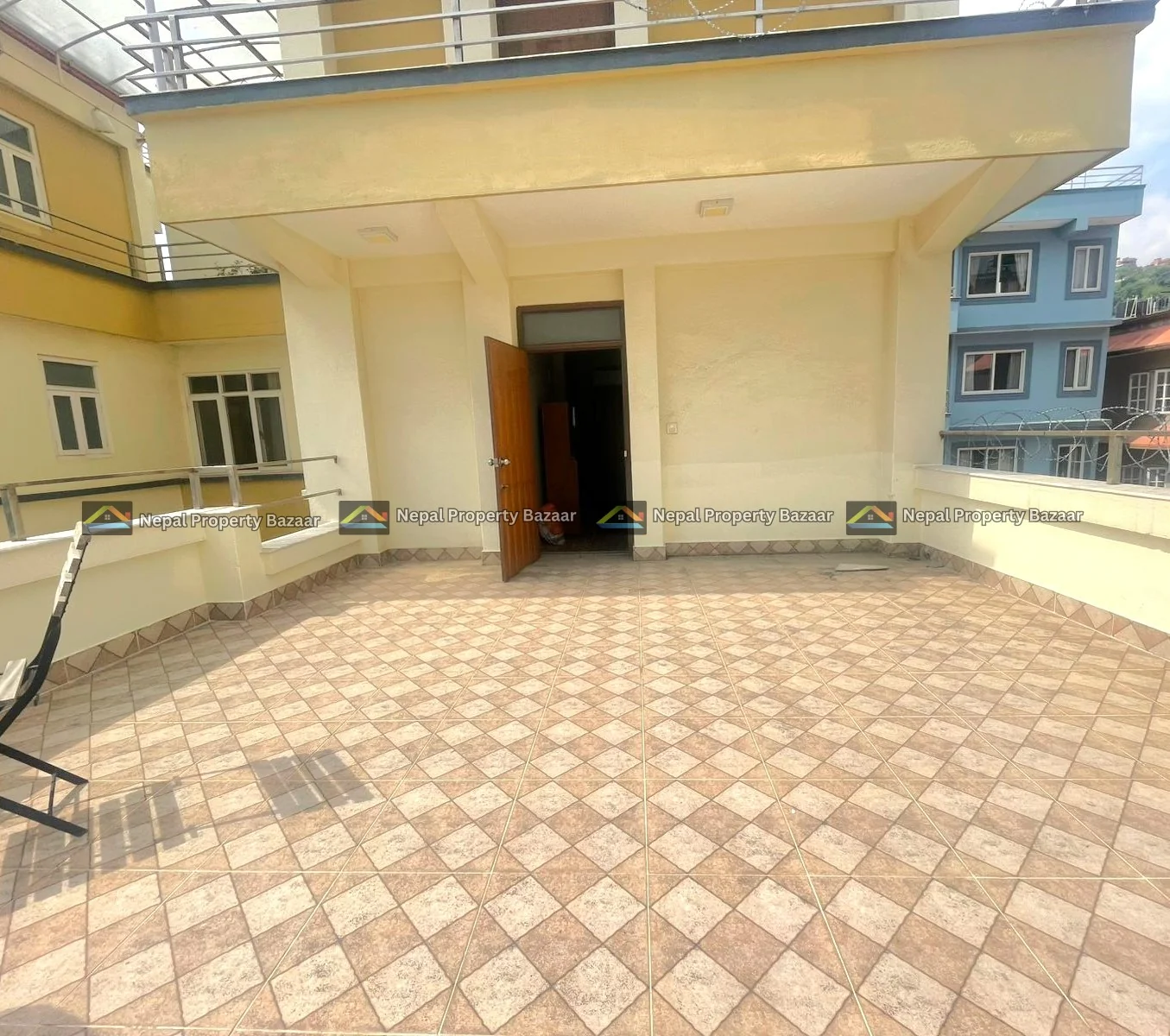4BHK (3 Bathroom) No House Owner Semi Furnished Flat Rent in Kimdol, Swoyambhu, Kathmandu (4)