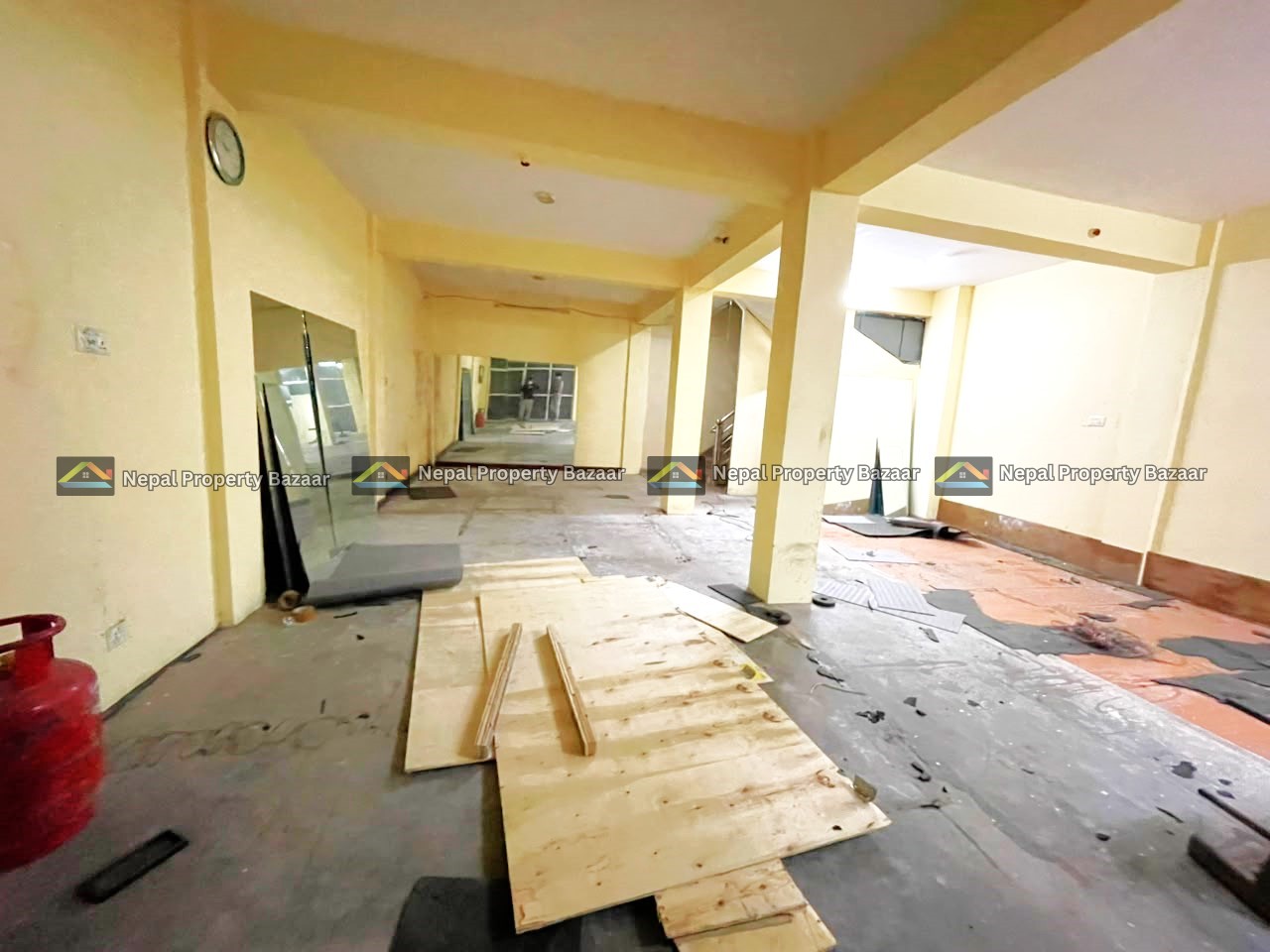 1 Large Shutter Rent in Syuchatar, Kalanki, Kathmandu (1)