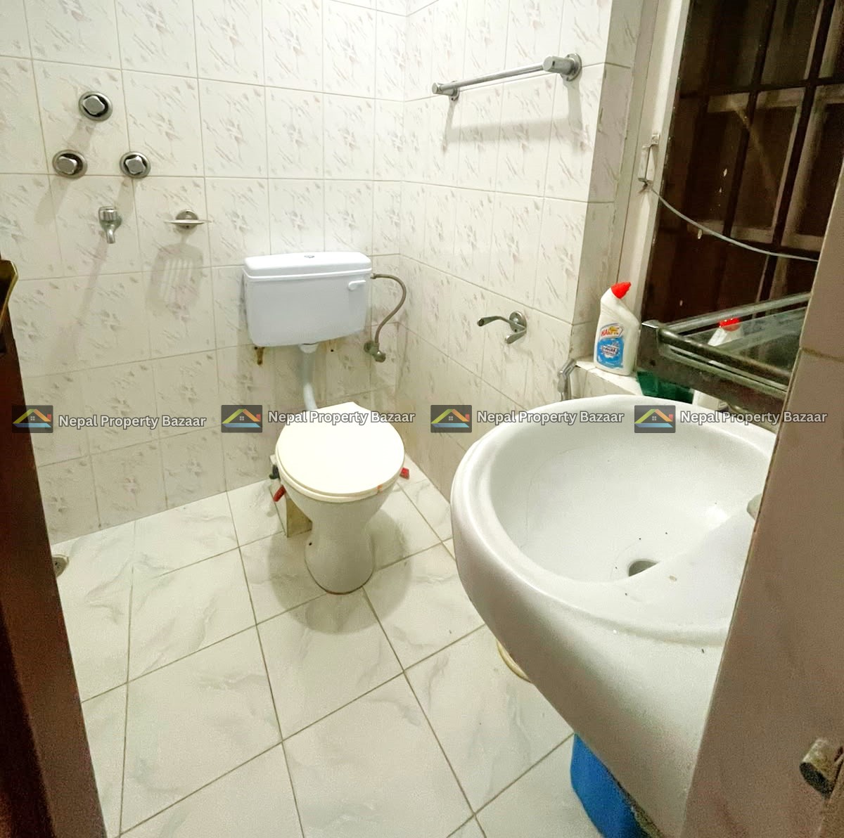 2.5 Storey House For Residential or Commercial Rent in Maharajgunj, Kathmandu (1)