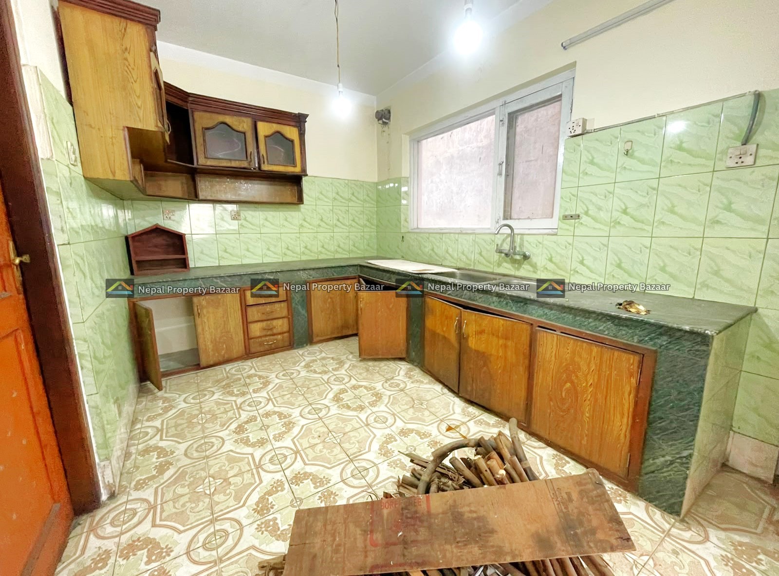 3 Commercial Room Rent in Maharajgunj Chowk, Kathmandu (5)